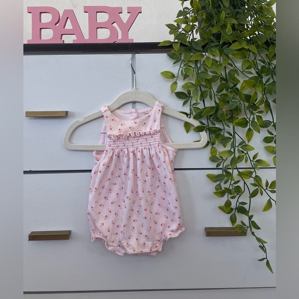 Janie and Jack flower Romper🌸